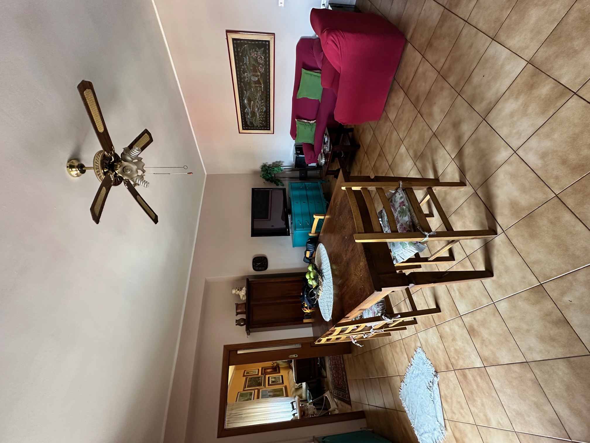 Appartamento spazioso in vendita – 200 mq – €105.000